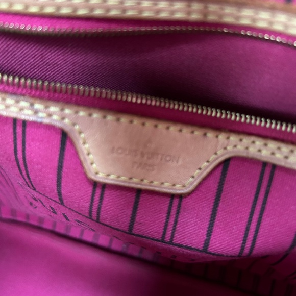 💞💞XXL Louis Vuitton Neverfull GM monogram PIVIONE INTERIOR🩷 - Picture 14 of 16